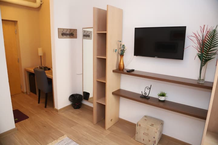 "VILLA DENY" Boutique HOTEL - parking