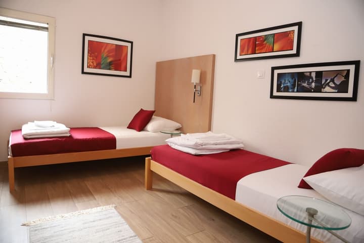 "VILLA DENY" Boutique HOTEL - parking
