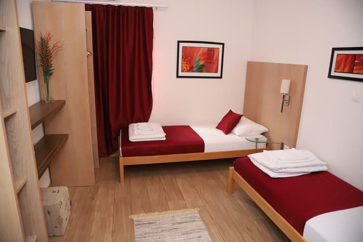 "VILLA DENY" Boutique HOTEL - parking