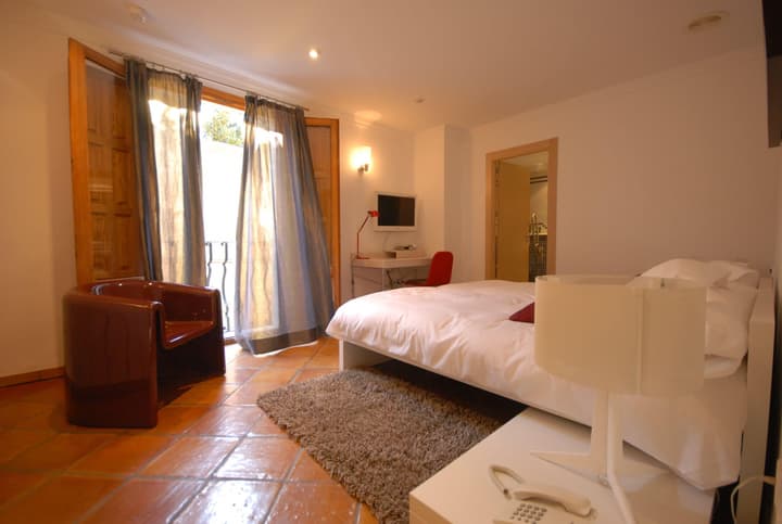 Hotel Nou Romà