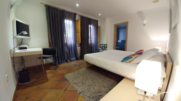 Hotel Nou Romà