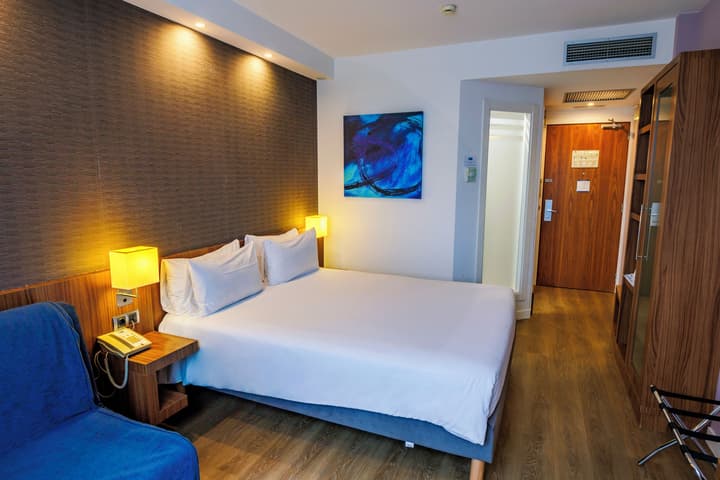 Holiday Inn Express Bilbao by IHG