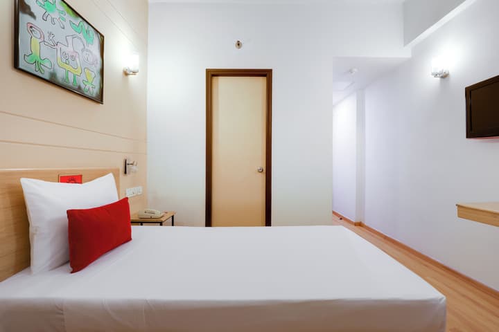 Red Fox by Lemon Tree Hotels, East Delhi