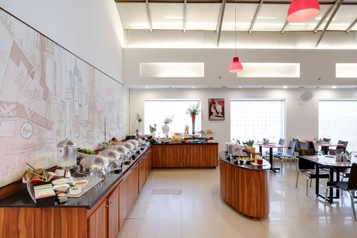 Red Fox by Lemon Tree Hotels, East Delhi