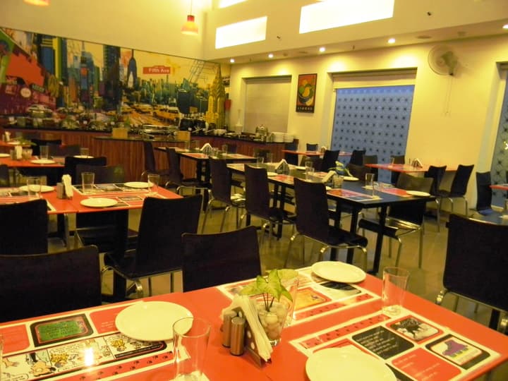 Red Fox by Lemon Tree Hotels, East Delhi