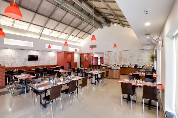 Red Fox by Lemon Tree Hotels, East Delhi