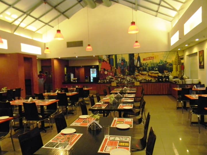 Red Fox by Lemon Tree Hotels, East Delhi