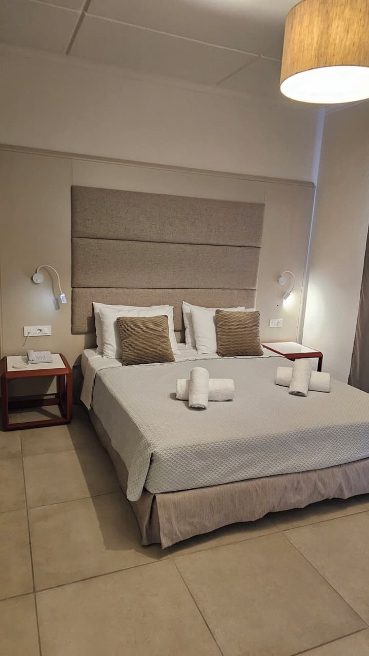 Atlantis City Hotel