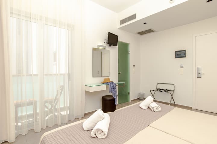 Atlantis City Hotel