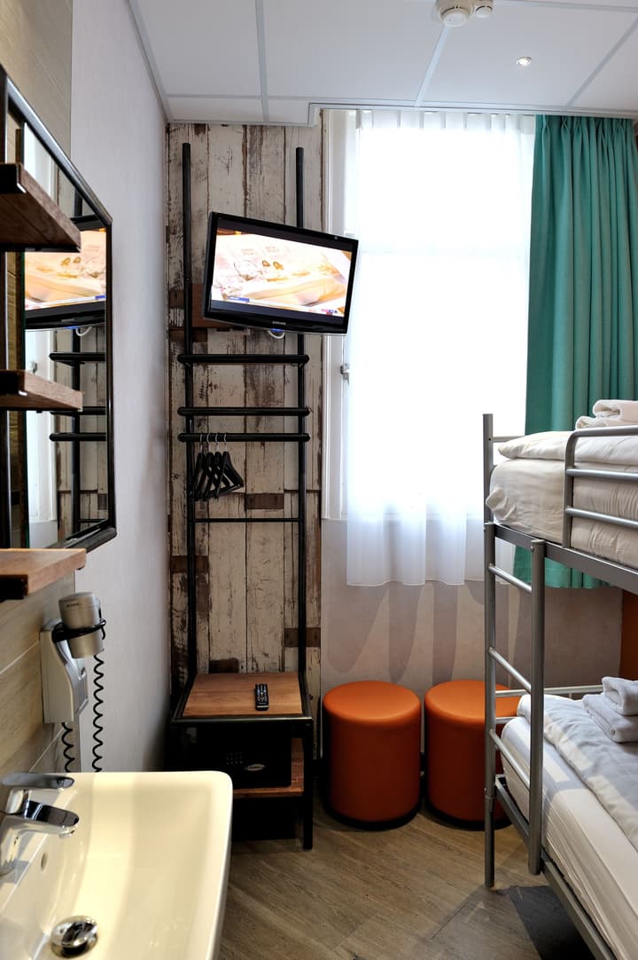 Hotel Tourist Inn
