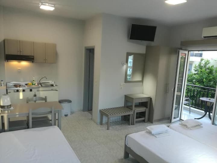 Niriis Hotel