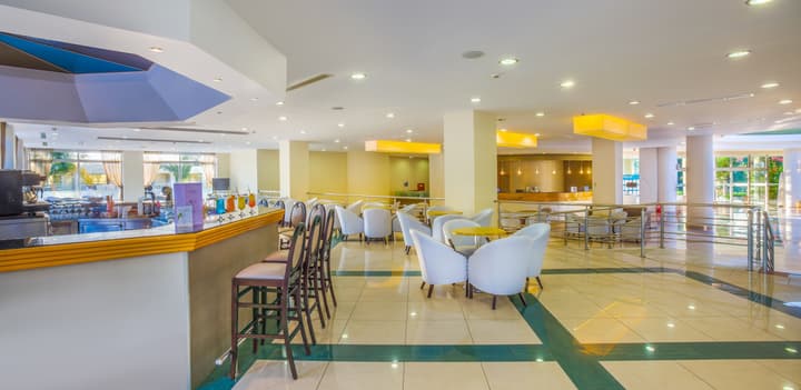 Kipriotis Maris Suites by Anayia All Inclusive Resorts