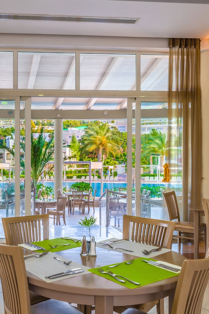 Kipriotis Maris Suites by Anayia All Inclusive Resorts