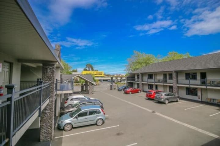 Aotea Motor Lodge