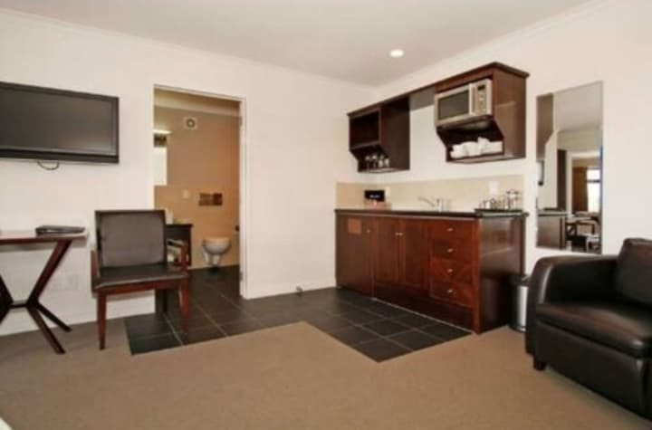 Aotea Motor Lodge