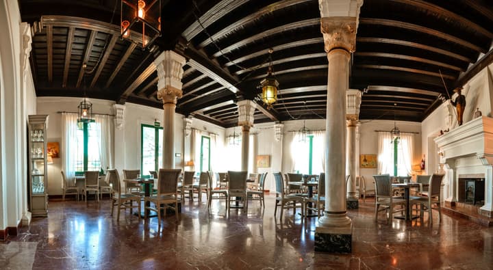 Hotel Oromana