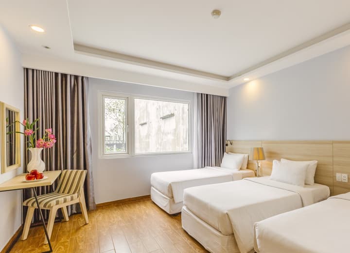 Viet Lotus Saigon Hotel
