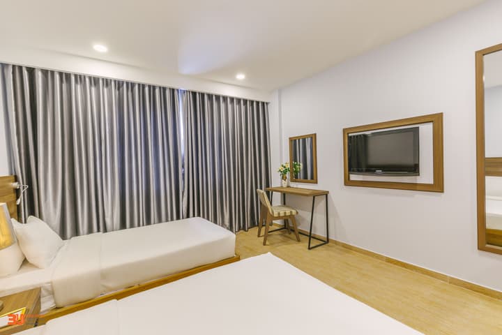 Viet Lotus Saigon Hotel