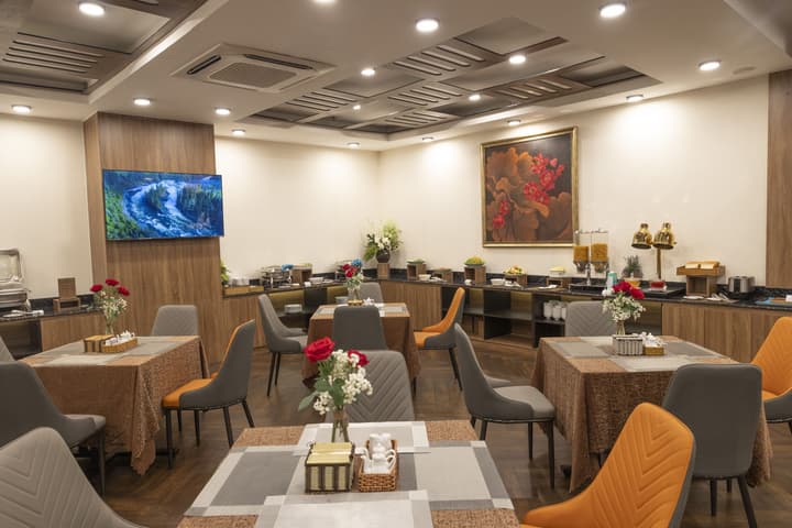 Viet Lotus Saigon Hotel
