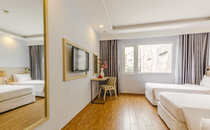 Viet Lotus Saigon Hotel