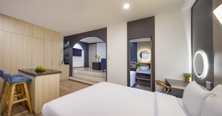 Viet Lotus Saigon Hotel
