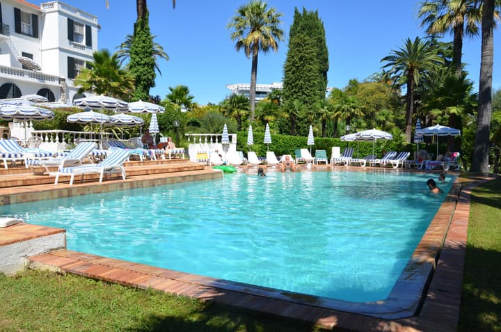 Hôtel des Mimosas
