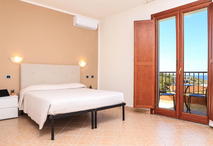 Hotel Villa Piras