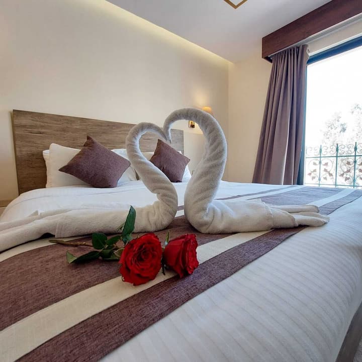 Edom Hotel
