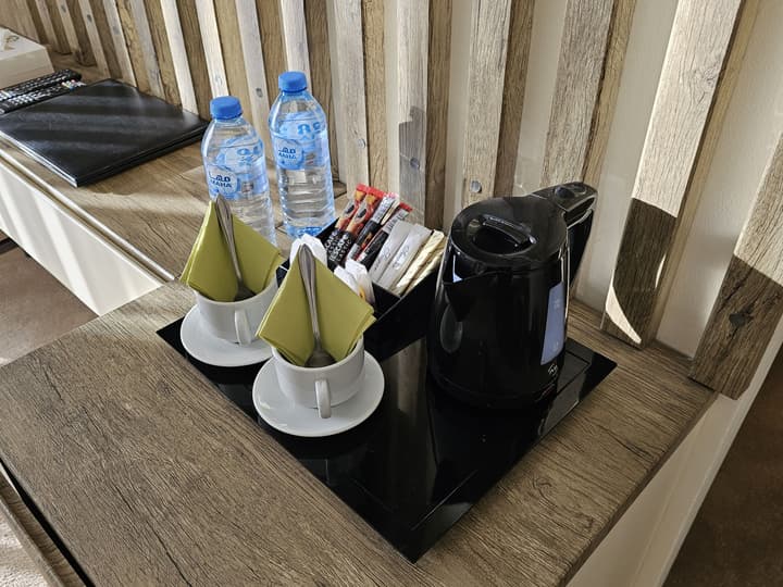 Edom Hotel