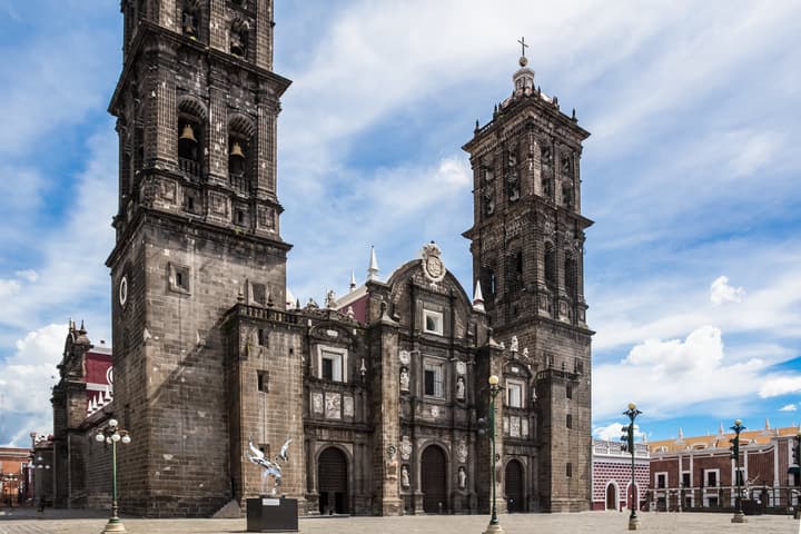 One Puebla Finsa