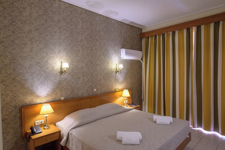Neda Hotel