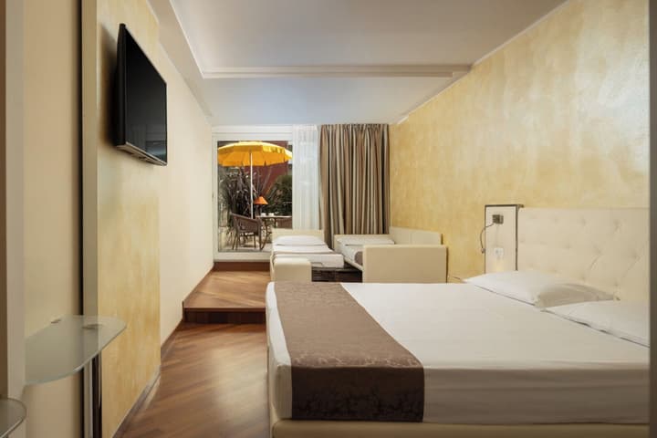 Hotel Savoy Palace - Tonelli Hotels