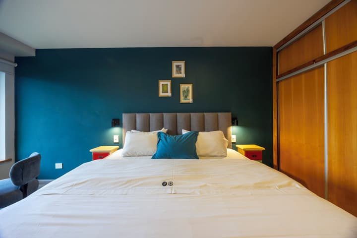 Peninsula Petit Hotel