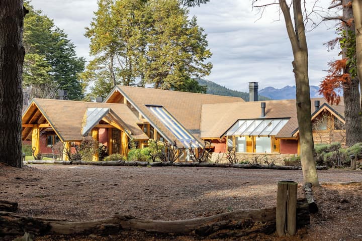 Peninsula Petit Hotel