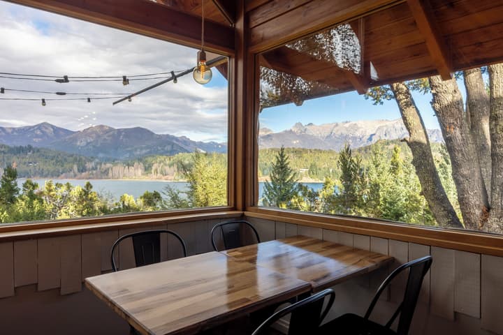 Peninsula Petit Hotel