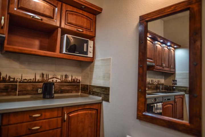 Corvin Point Rooms and Apartments