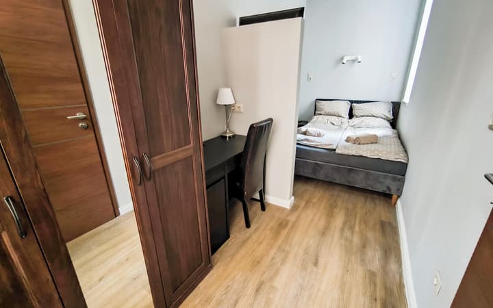 Corvin Point Rooms and Apartments
