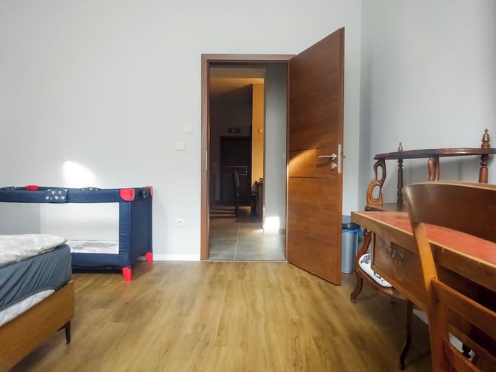 Corvin Point Rooms and Apartments