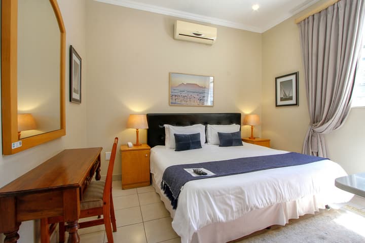 THE SANDRINGHAM B&B AND SELF-CATERING