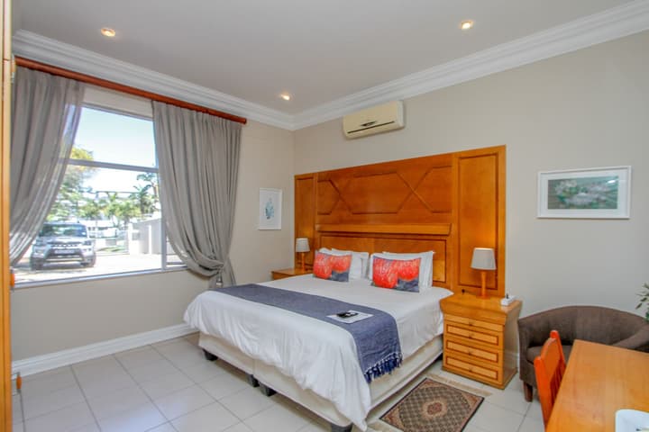 THE SANDRINGHAM B&B AND SELF-CATERING