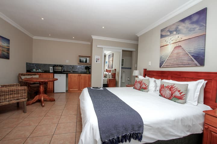 THE SANDRINGHAM B&B AND SELF-CATERING