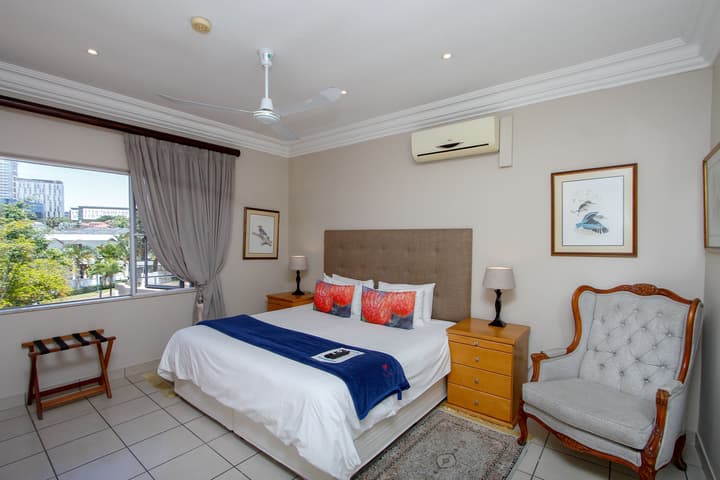 THE SANDRINGHAM B&B AND SELF-CATERING