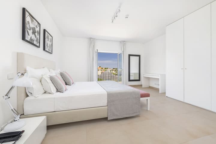 Eden Villas & Apartments