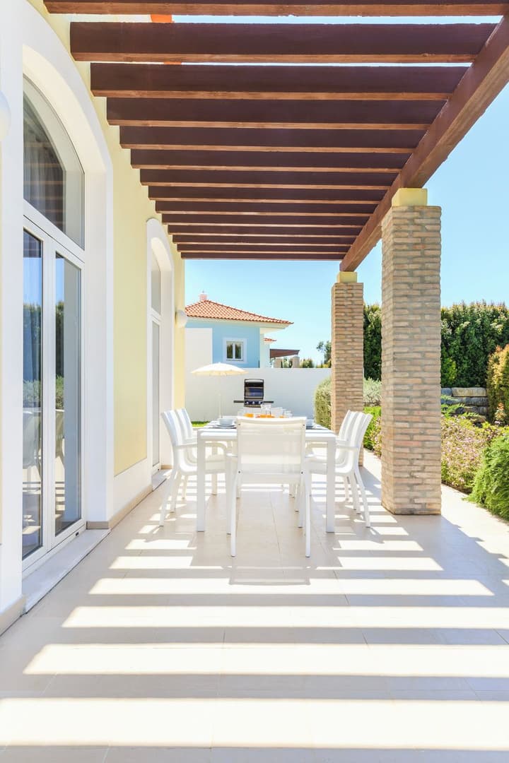 Eden Villas & Apartments