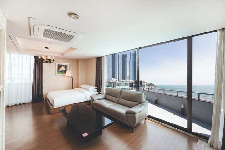 Sunset Hotel