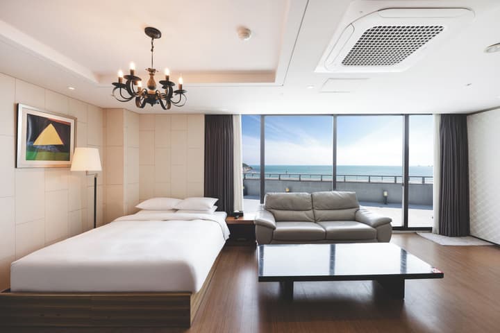 Sunset Hotel
