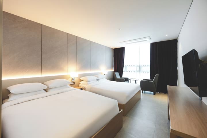 Sunset Hotel