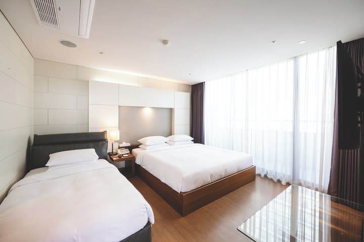 Sunset Hotel