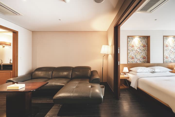 Sunset Hotel