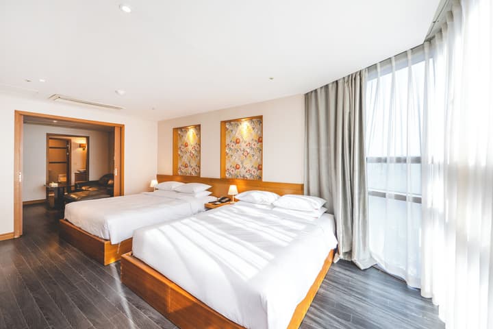Sunset Hotel